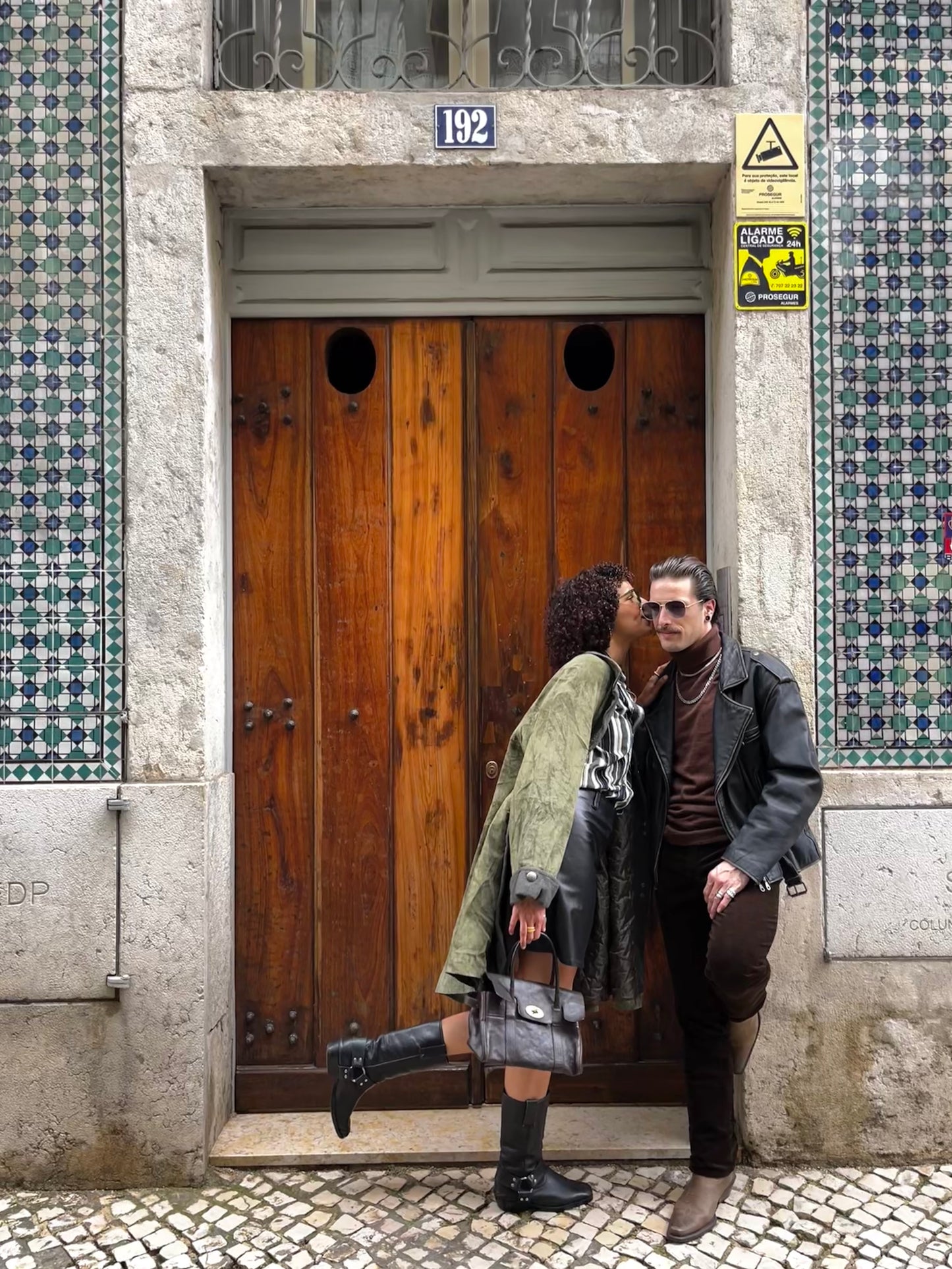 Bota Vintage em Couro Preto